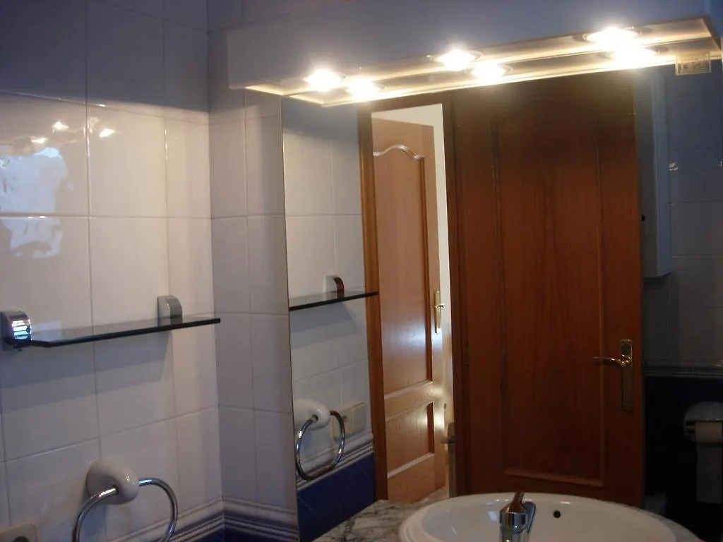 Apartaments El Ribal Valencia D'Aneu