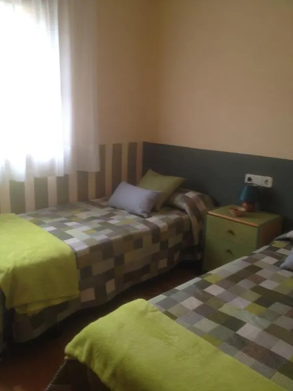 Apartaments El Ribal Valencia D'Aneu 0*,  Spain