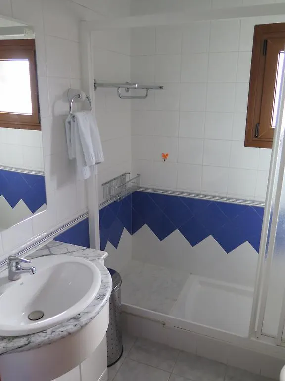Apartaments El Ribal Valencia D'Aneu Apartment